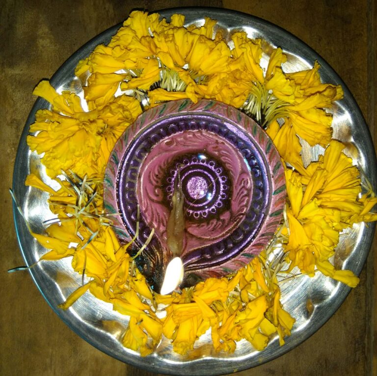 दुरितांचे तिमिर जावो