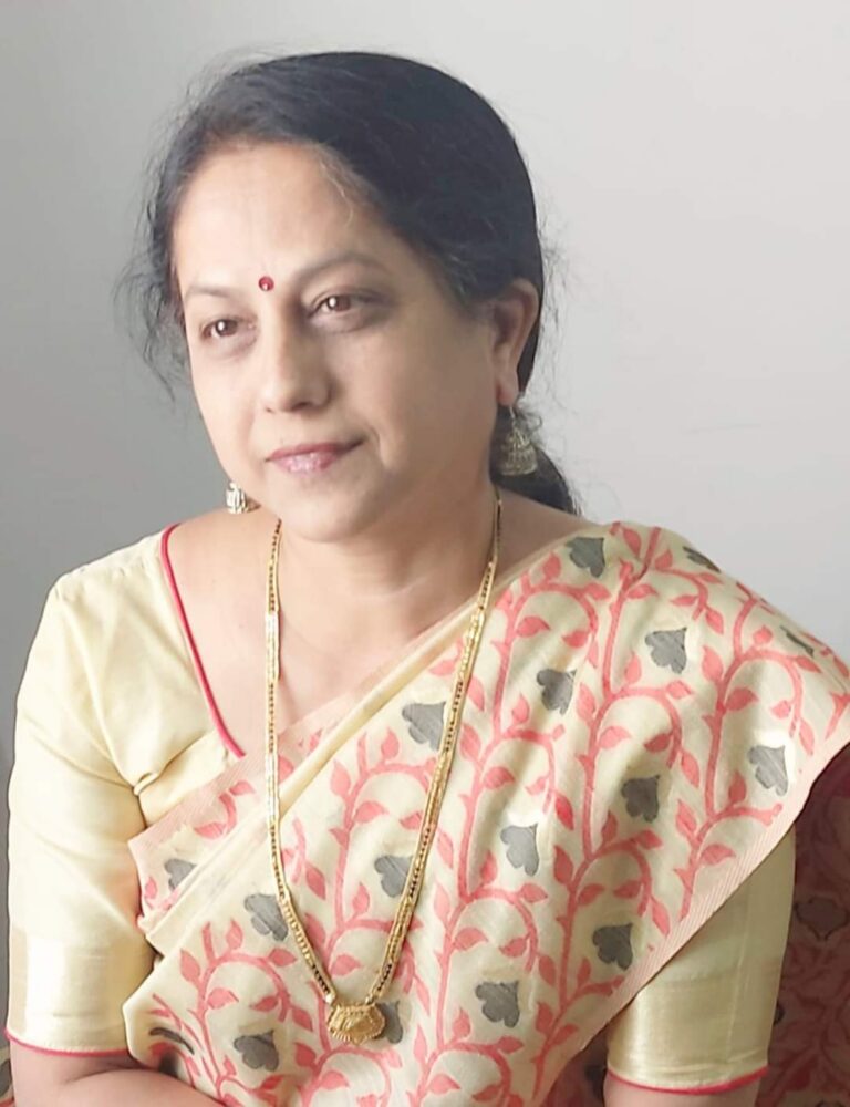 डॉ. शुभा साठे यांच्या कर्तृत्वासाठी.
