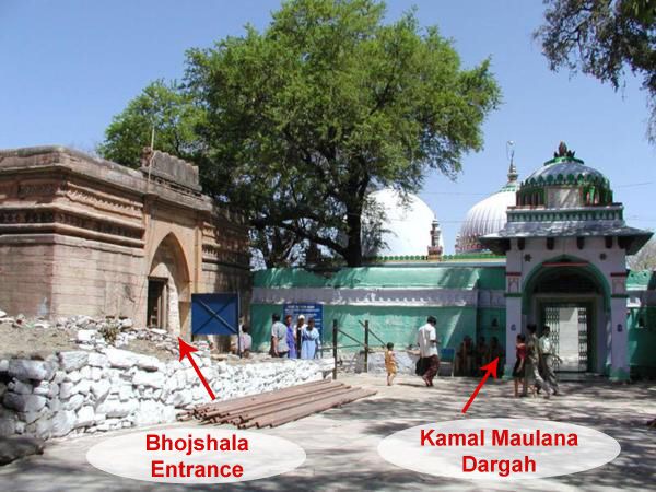मंदिरांवर उभारल्या गेल्याचा दावा असलेल्या भारतातील १० मशिदी !